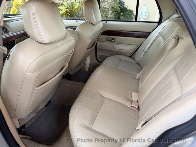 2010 Mercury Grand Marquis LS Sedan Ultimate Edition - 22985262 - 8