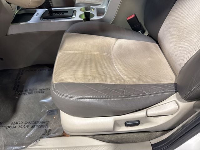 2010 Mercury Mariner FWD 4dr Premier - 23013286 - 24