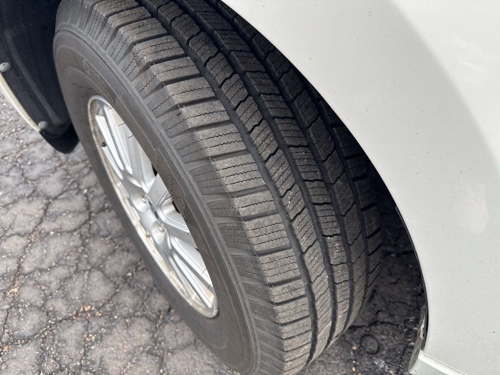 2010 Mercury Mariner FWD 4dr Premier - 23013286 - 2