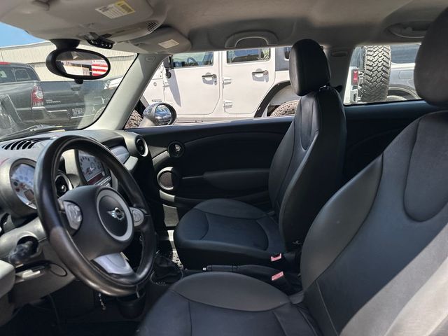 2010 MINI Cooper Hardtop 2 Door   - 23019446 - 12