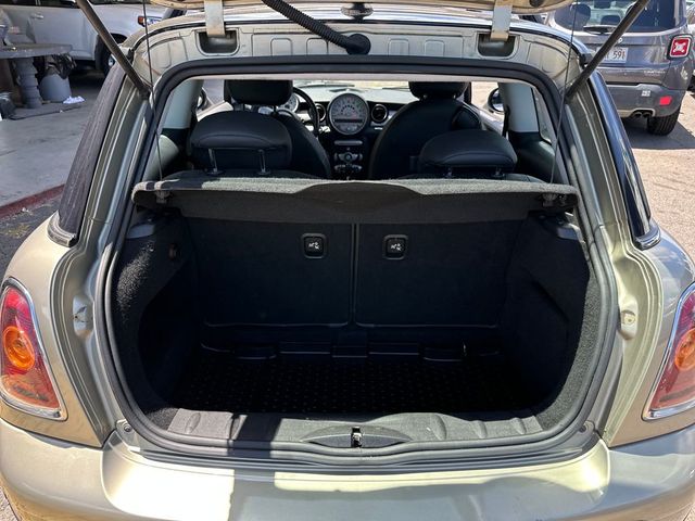 2010 MINI Cooper Hardtop 2 Door   - 23019446 - 18