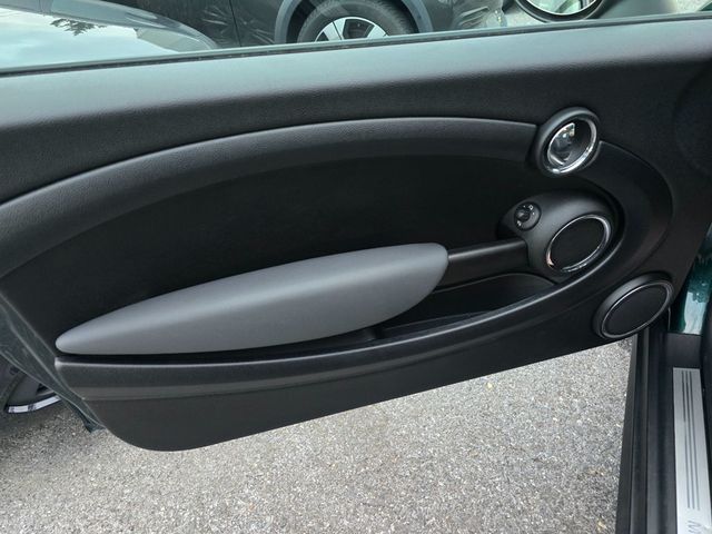 2010 MINI Cooper Hardtop 2 Door  - 23088257 - 9