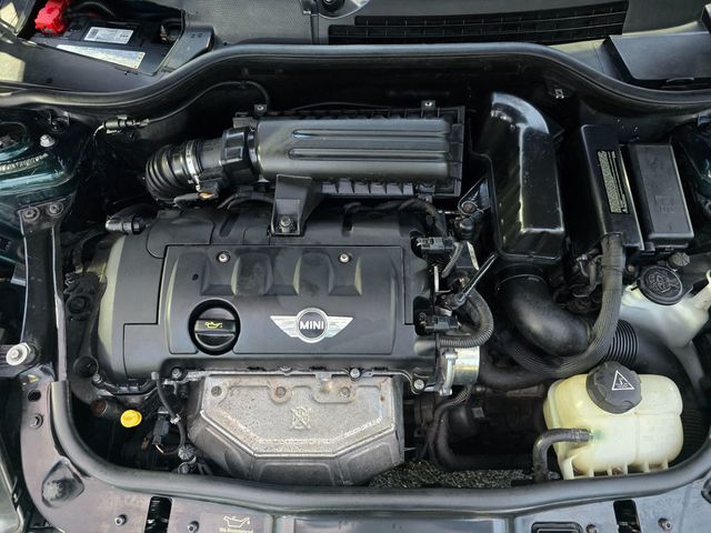 2010 MINI Cooper Hardtop 2 Door  - 23088257 - 21