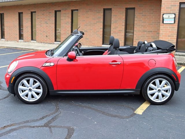 2010 MINI Cooper S Convertible 6Spd Manual Turbocharged Convertible - 22612534 - 9