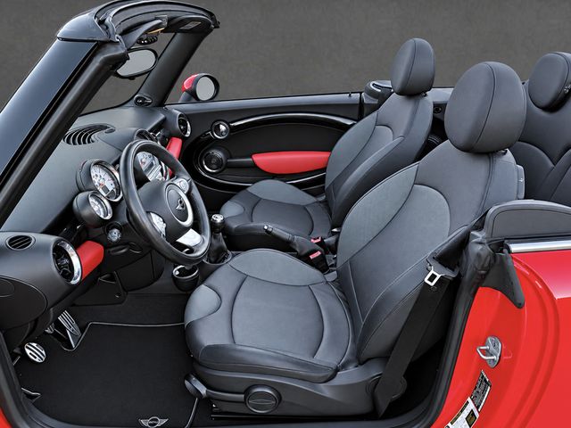 2010 MINI Cooper S Convertible CLEAN CARFAX, CONVERTIBLE, 6-SPD MANUAL, HARMAN KARDON SOUND - 23098694 - 5