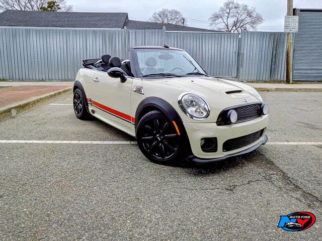 2010 MINI Cooper S Convertible CLEAN CARFAX, CONVERTIBLE, 6-SPD MANUAL, HEATED SEATS, SPORT PKG - 23004920 - 4