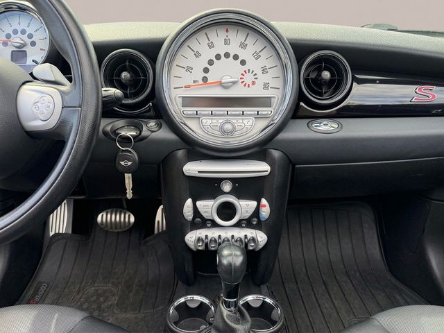 2010 MINI Cooper S Convertible CLEAN CARFAX, CONVERTIBLE, PREMIUM PKG, HEATED SEATS - 23001316 - 7