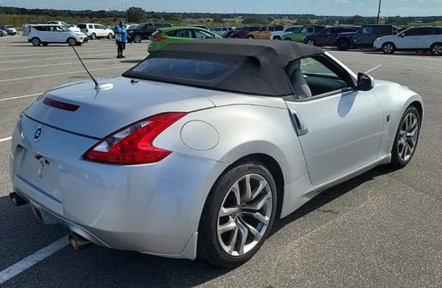 2010 Nissan 370Z  - 22959022 - 4