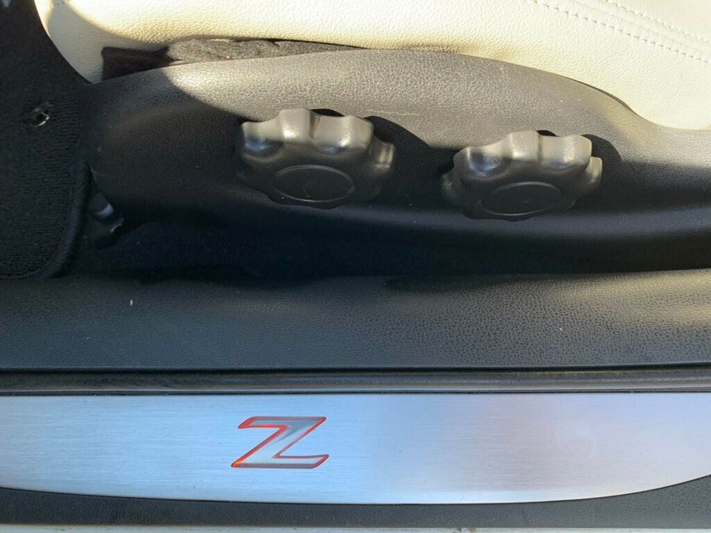 2010 Nissan 370Z 2dr Coupe Automatic Touring - 22932946 - 16