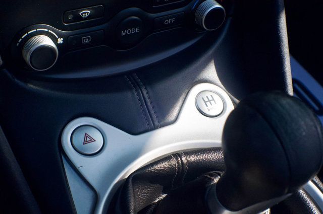 2010 Nissan 370Z LocalTrade/Roadster/6-SpeedManual/Touring/SportPkg/Bluetooth - 22997101 - 27