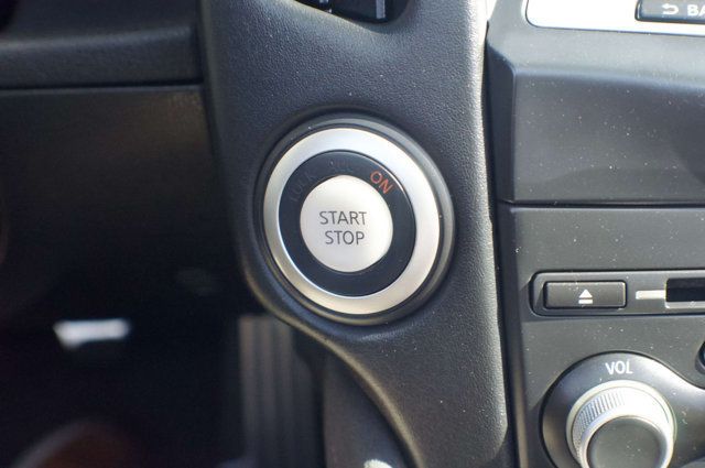 2010 Nissan 370Z LocalTrade/Roadster/6-SpeedManual/Touring/SportPkg/Bluetooth - 22997101 - 35