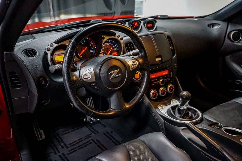 2010 Nissan 370Z *Touring Manual* *6-Speed Manual* *Only 28k Miles* *All Stock* - 22773047 - 9