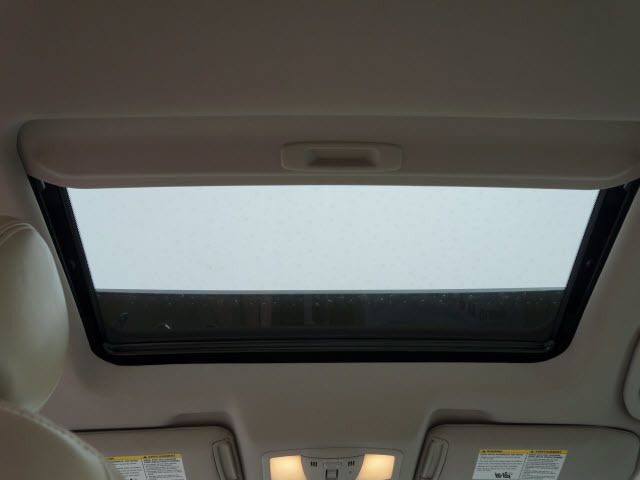 2010 Nissan Altima 4dr Sdn V6 CVT 3.5 SR - 11875830 - 11