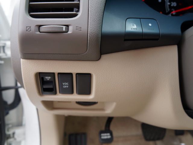 2010 Nissan Altima 4dr Sdn V6 CVT 3.5 SR - 11875830 - 13