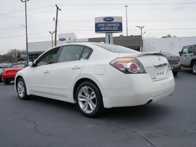2010 Nissan Altima 4dr Sdn V6 CVT 3.5 SR - 11875830 - 2