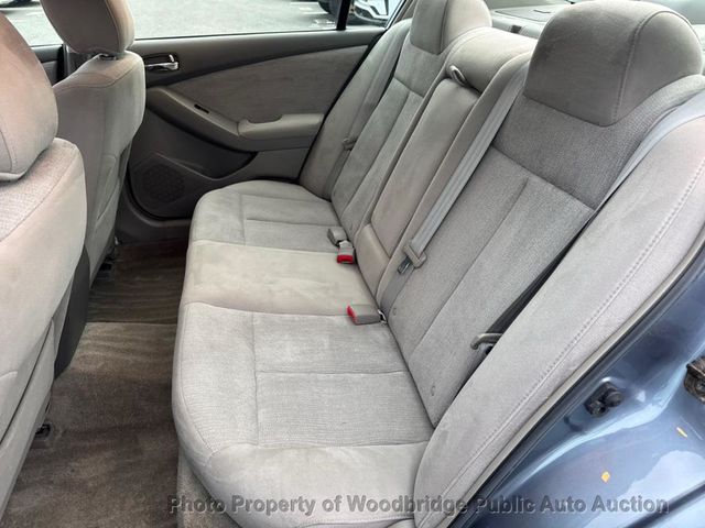 2010 Nissan Altima 4dr Sedan I4 CVT 2.5 S - 22947029 - 10