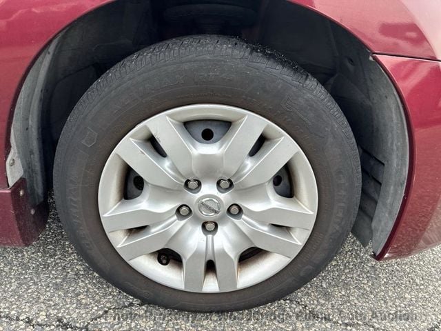 2010 Nissan Altima 4dr Sedan I4 CVT 2.5 S - 22995940 - 12