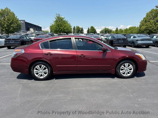 2010 Nissan Altima 4dr Sedan I4 CVT 2.5 S - 23030365 - 1