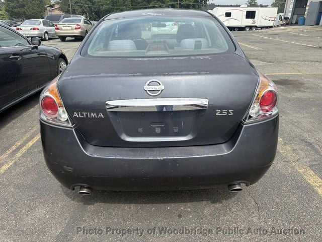 2010 Nissan Altima 4dr Sedan I4 CVT 2.5 S - 23078726 - 4