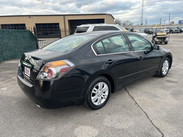 2010 Nissan Altima 4dr Sedan I4 CVT 2.5 S - 22986712 - 3