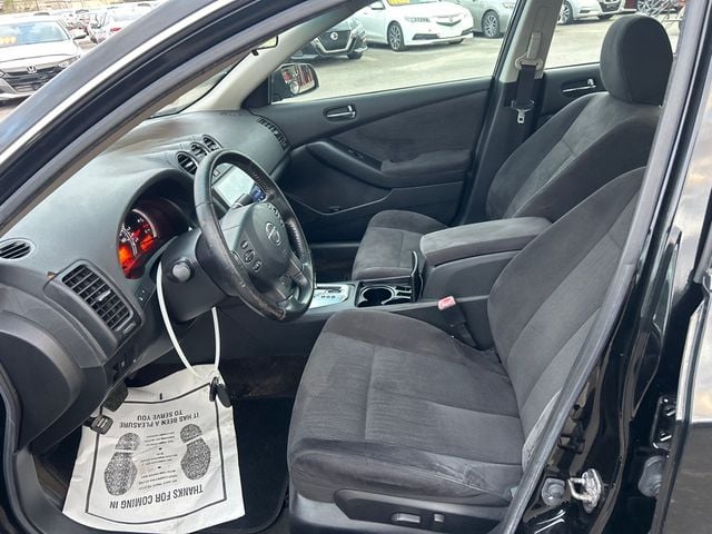 2010 Nissan Altima 4dr Sedan I4 CVT 2.5 S - 22986712 - 7
