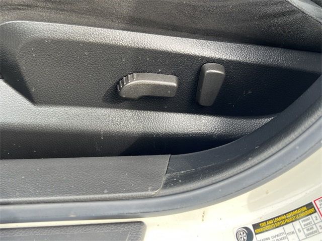 2010 Nissan Altima 4dr Sedan I4 CVT 2.5 S - 22973825 - 11