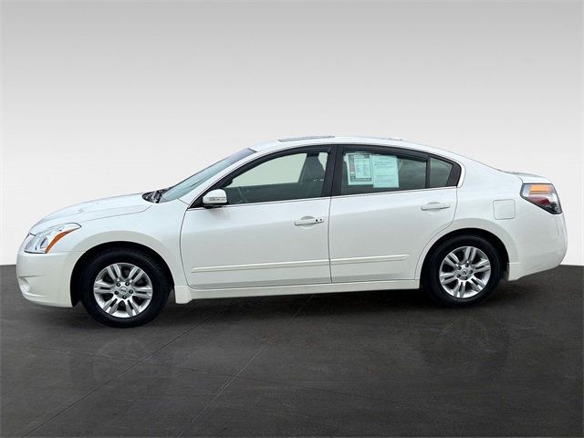 2010 Nissan Altima 4dr Sedan I4 CVT 2.5 S - 22973825 - 1