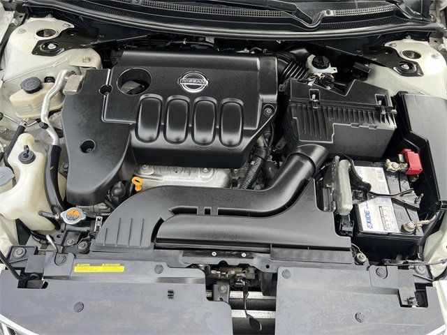 2010 Nissan Altima 4dr Sedan I4 CVT 2.5 S - 22973825 - 19