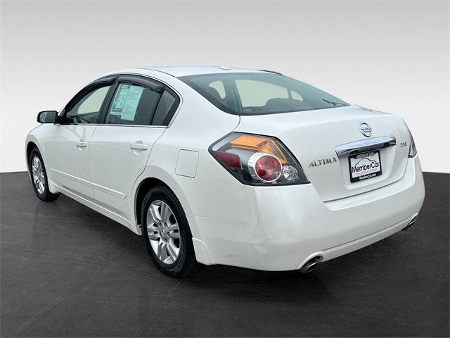 2010 Nissan Altima 4dr Sedan I4 CVT 2.5 S - 22973825 - 2