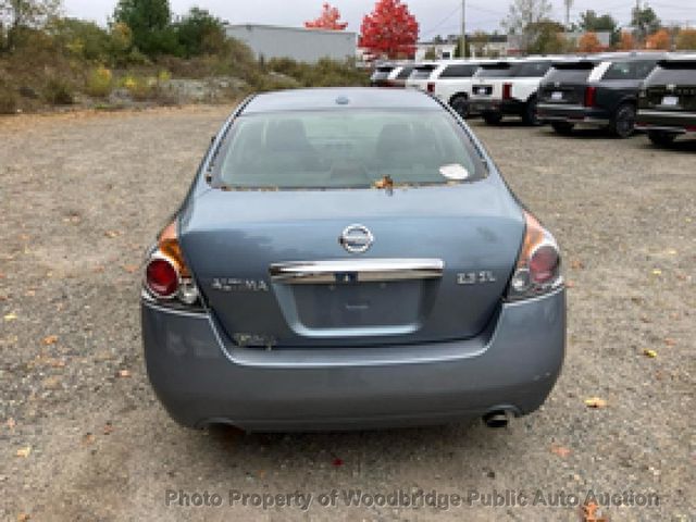 2010 Nissan Altima 4dr Sedan I4 CVT 2.5 SL - 22949516 - 5