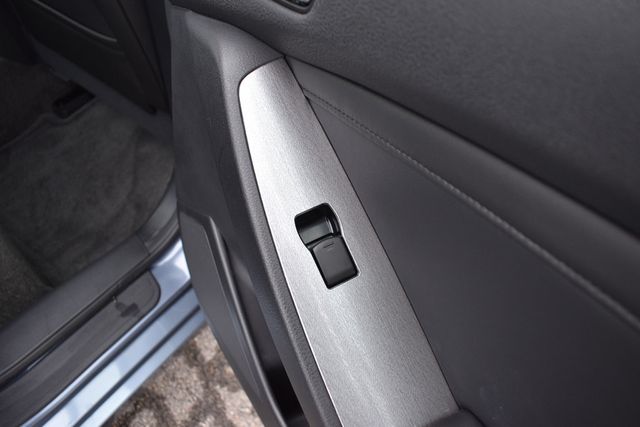 2010 Nissan Altima 4dr Sedan I4 CVT 2.5 SL - 22979123 - 32