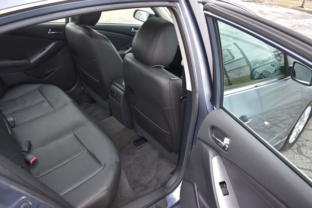 2010 Nissan Altima 4dr Sedan I4 CVT 2.5 SL - 22979123 - 40