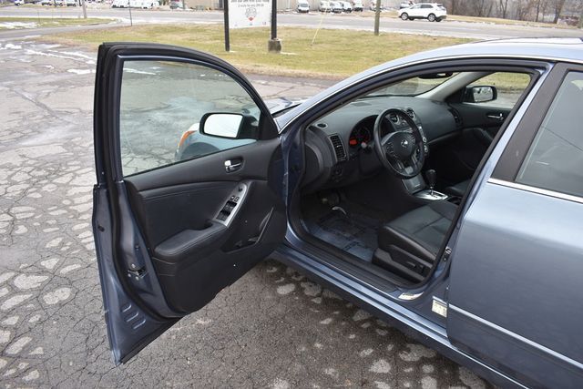 2010 Nissan Altima 4dr Sedan I4 CVT 2.5 SL - 22979123 - 44