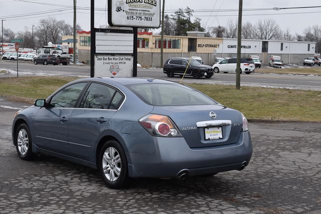 2010 Nissan Altima 4dr Sedan I4 CVT 2.5 SL - 22979123 - 57