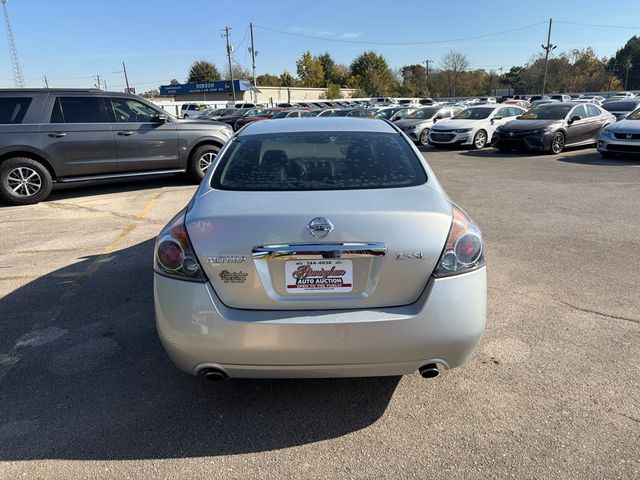 2010 Nissan Altima 4dr Sedan I4 CVT 2.5 SL - 23102450 - 4