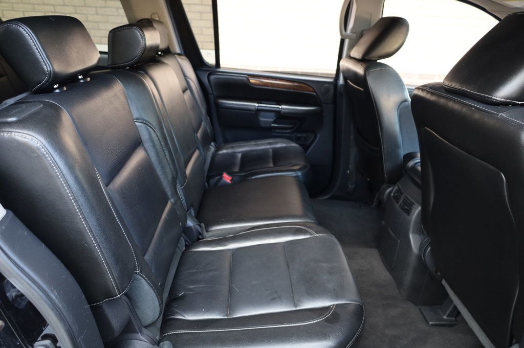 2010 Nissan Armada Platinum photo 19