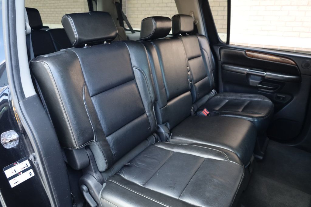 2010 Nissan Armada Platinum photo 20