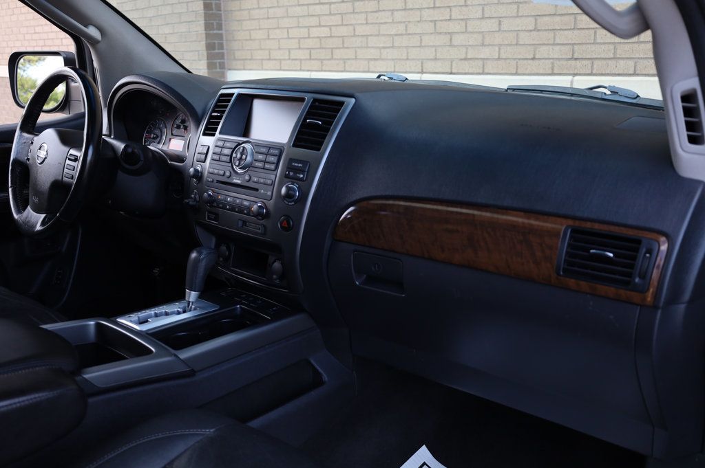 2010 Nissan Armada Platinum photo 25