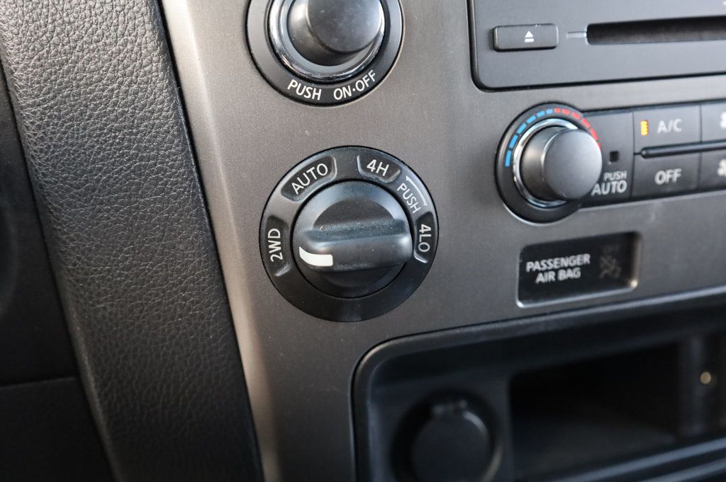 2010 Nissan Armada Platinum photo 35