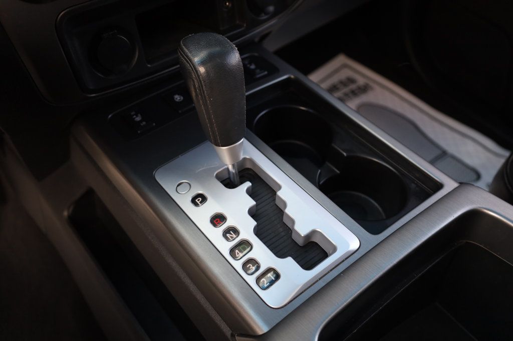 2010 Nissan Armada Platinum photo 37