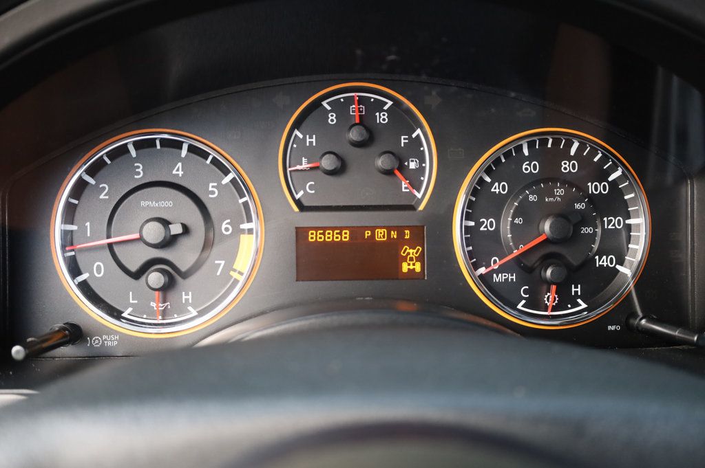 2010 Nissan Armada Platinum photo 38