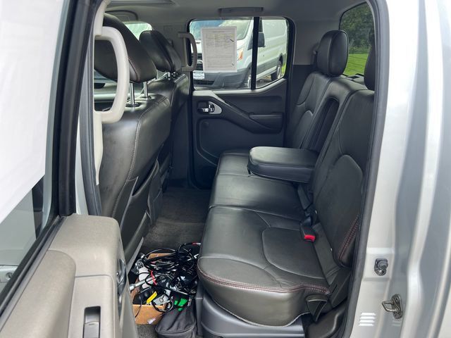 2010 Nissan Frontier 4WD Crew Cab SWB Automatic PRO-4X - 23074864 - 12