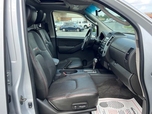 2010 Nissan Frontier 4WD Crew Cab SWB Automatic PRO-4X - 23074864 - 16