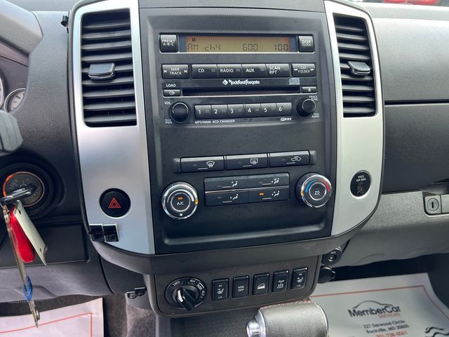 2010 Nissan Frontier 4WD Crew Cab SWB Automatic PRO-4X - 23074864 - 22