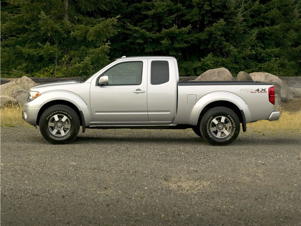 2010 Nissan Frontier 4WD Crew Cab SWB Automatic SE - 23074526 - 0