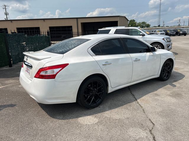 2010 Nissan Maxima 4dr Sedan V6 CVT 3.5 S - 23045860 - 3