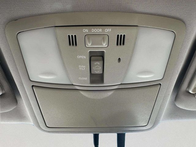 2010 Nissan Murano AWD 4dr LE - 23003901 - 35