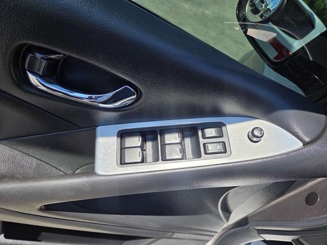 2010 Nissan Murano AWD 4dr SL - 23030321 - 26