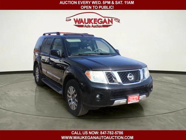 2010 Nissan Pathfinder 4WD 4dr V6 LE - 23004554 - 1
