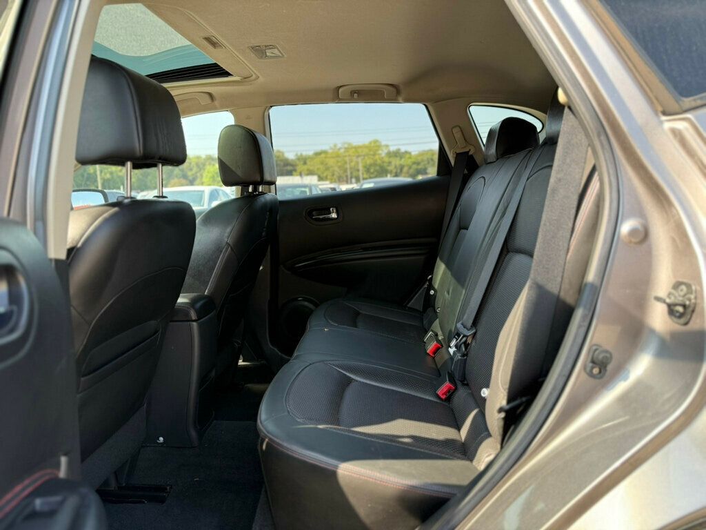 2010 Nissan Rogue SL photo 12